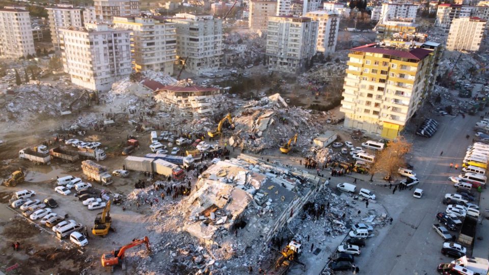 brasil envia ajuda humanitaria ao chile e a turquia
