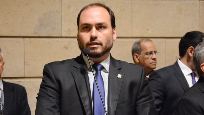 gilmar mendes anula decisao que inocentou carlos bolsonaro