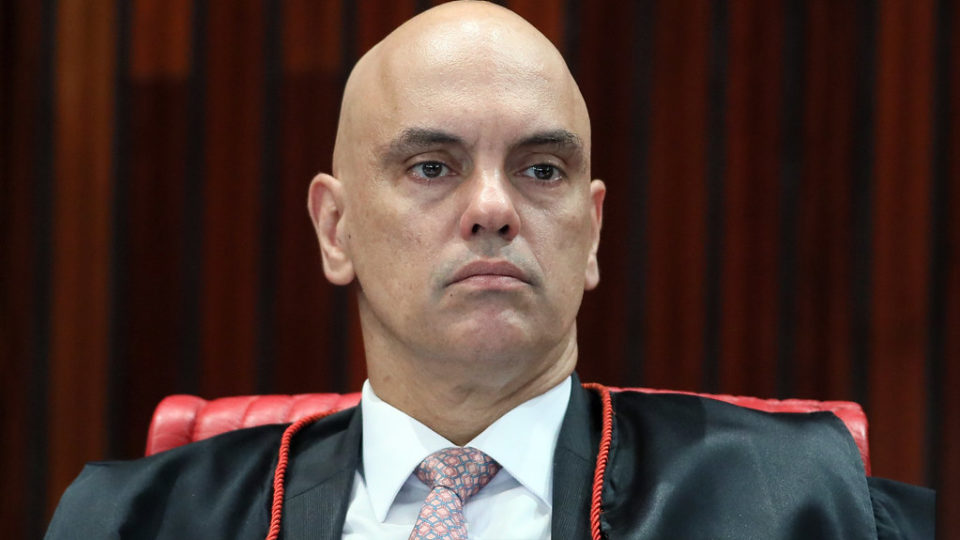 pl paga multa de 229 milhoes e moraes desbloqueia contas do partido