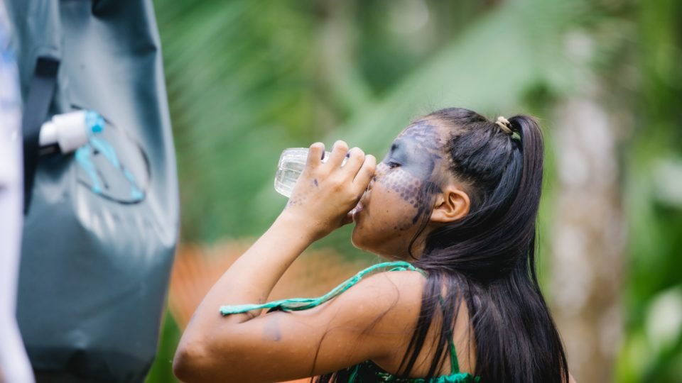 agua camelo com mochila inteligente startup desafia escassez hidrica e leva agua potavel a comunidades carentes do brasil