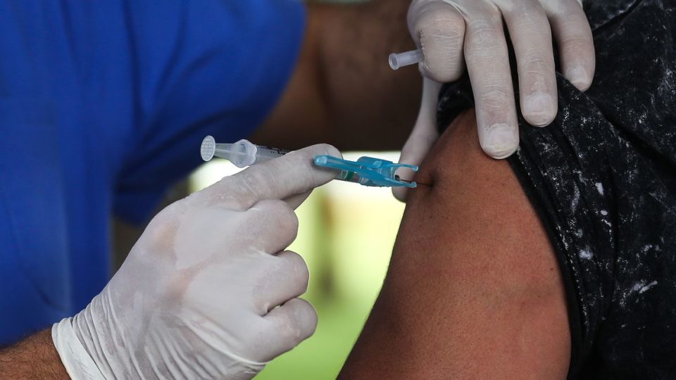 anvisa autoriza pesquisa com vacina tetravalente para influenza em bebes de 6 meses e lactantes