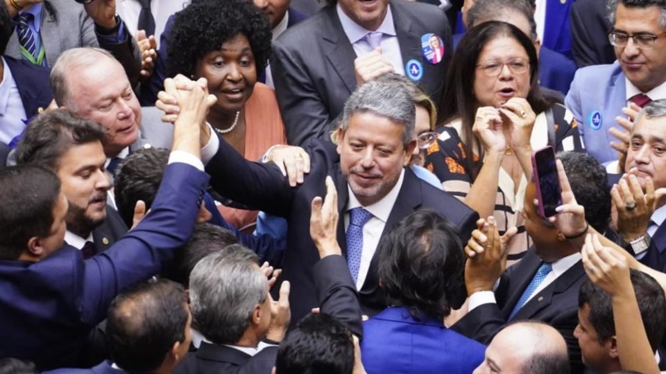 auxilio mudanca do congresso custou r 40 milhoes 261 parlamentares levaram r 786 mil