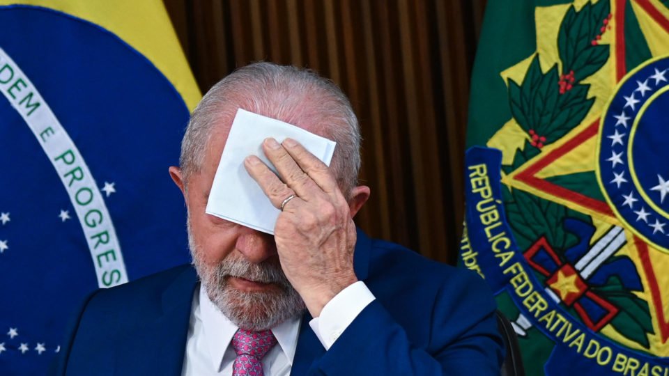 corrupcao incompetencia e impunidade nas obras inacabadas algumas da era lula