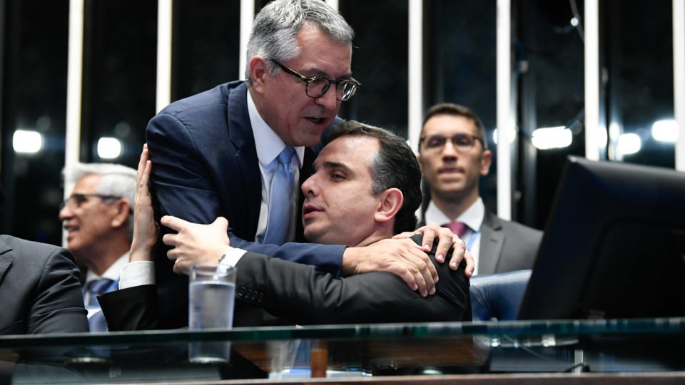 governo lula opera versao turbinada do orcamento secreto para ter apoio de parlamentares