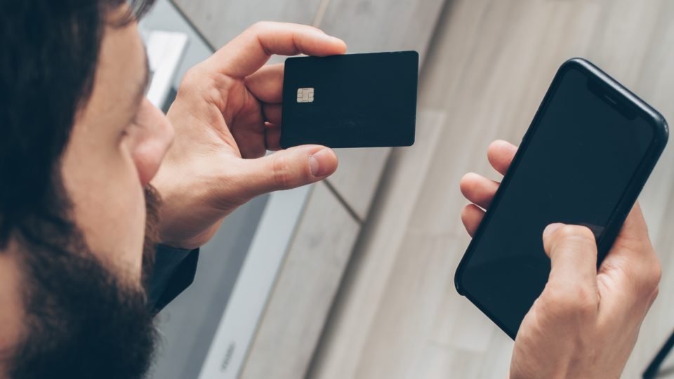 governo manda google e facebook apagarem postagens com golpe do cartao de credito