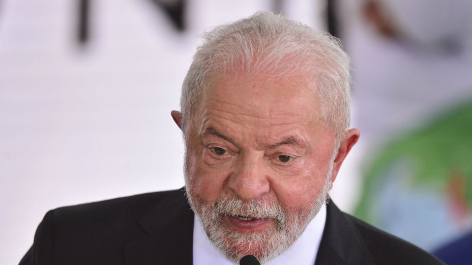 lula conversa com zelensky e reforca proposta por iniciativa para negociar paz