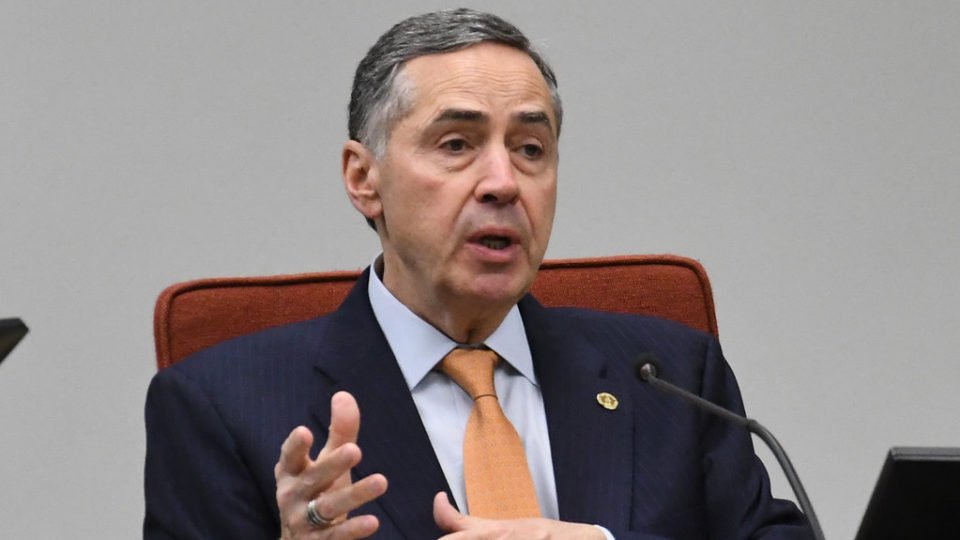 ministro luis roberto barroso recebe alta hospitalar