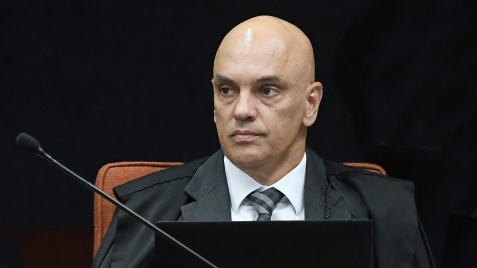 moraes concede liberdade provisoria a 80 presos por suspeita nos atos de 8 de janeiro