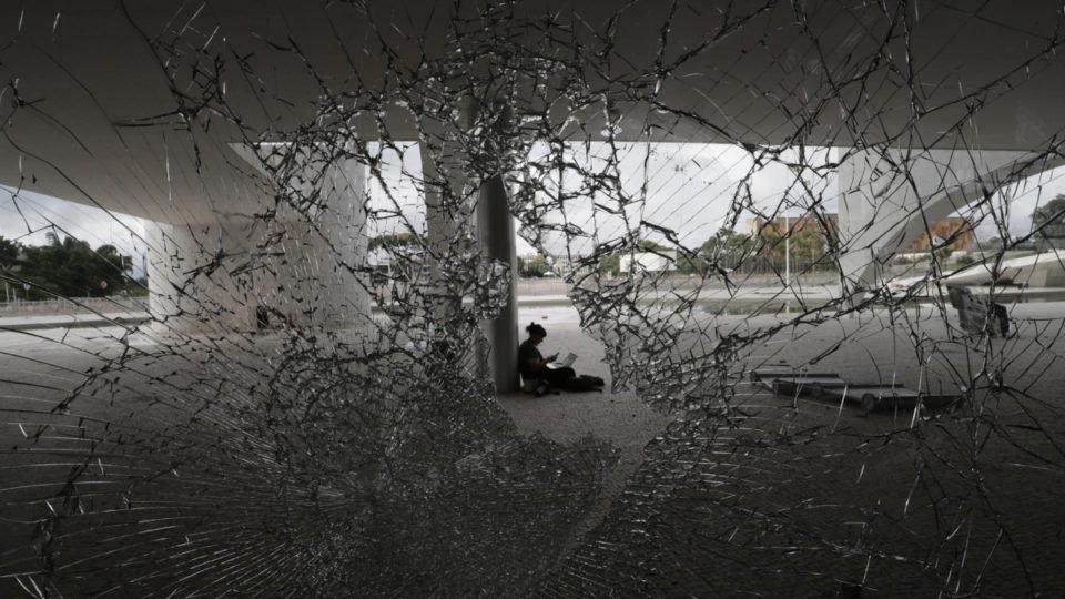 ex ministro do gsi presta depoimento a pf apos imagens do 8 1 governo avalia mudancas na pasta