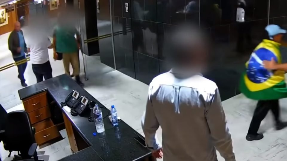 gsi entrega imagens de invasao ao palacio do planalto e relatorio de sindicancia ao stf