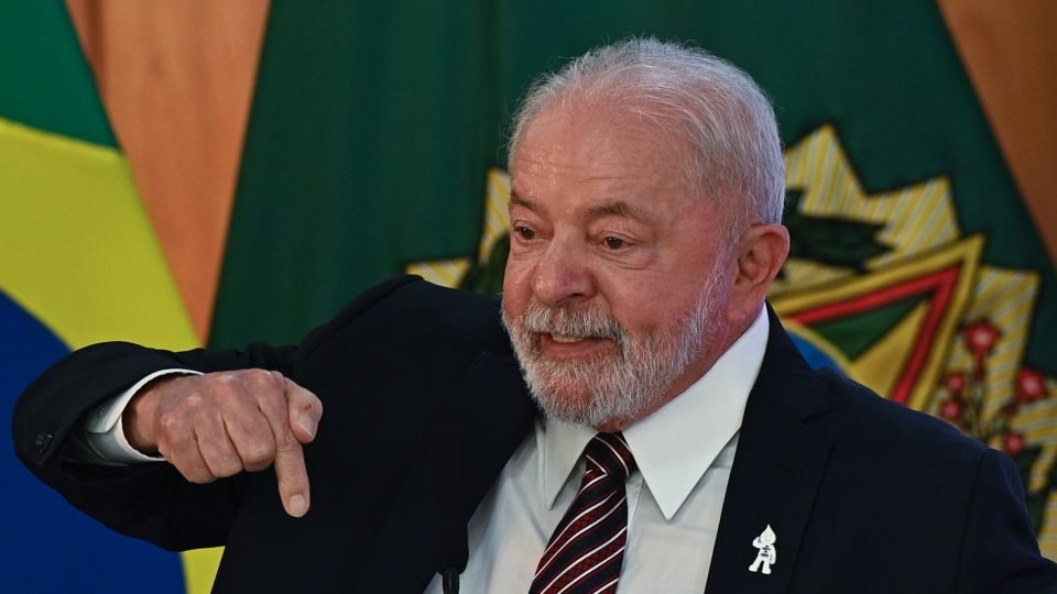 obsessao por curto prazo volta ao passado e fogo amigo do pt marcam inicio de lula 3