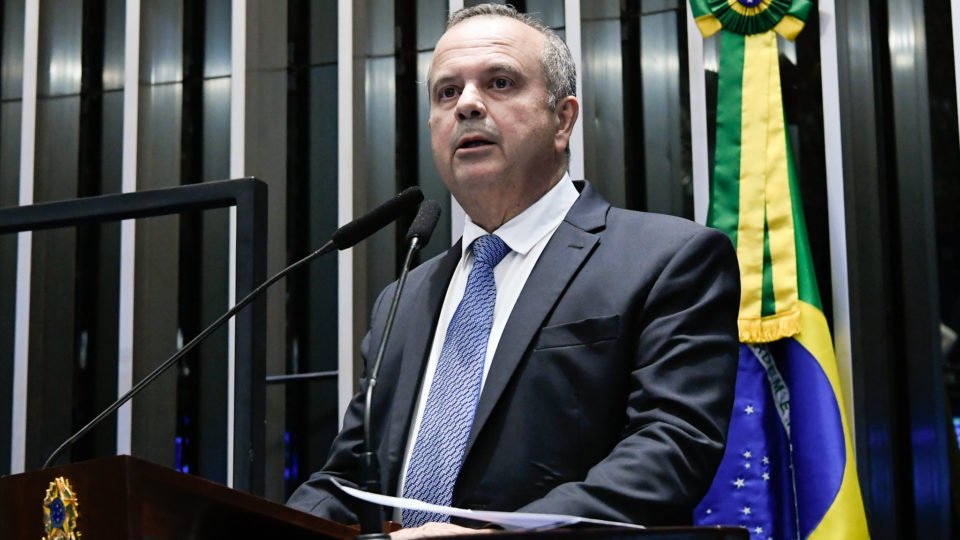relatorio apresentado por senadores de oposicao diz que novo arcabouco fiscal e inviavel