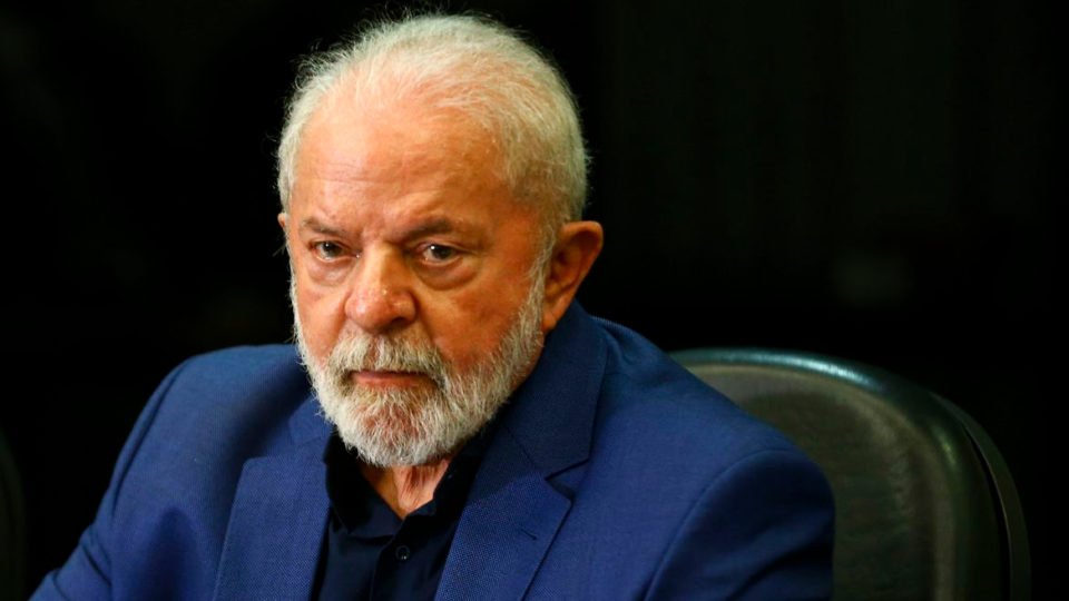 tentativas do governo de esconder informacoes caem no mesmo dia e minam gestao lula