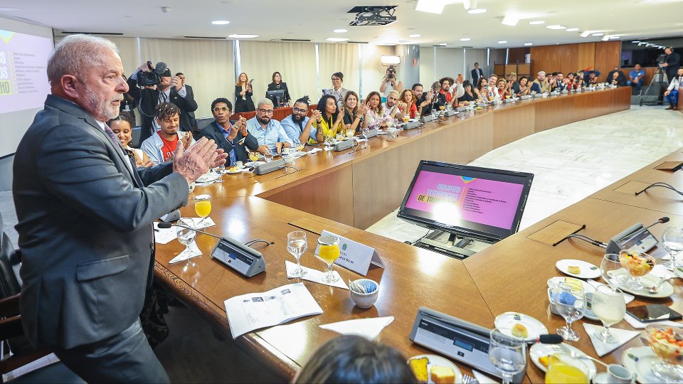 perfis pro lula atingem milhoes com fake news sobre economia no atual governo