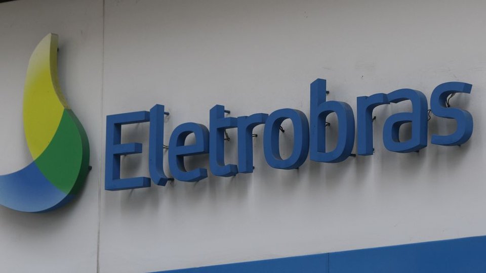 pt quer retomar eletrobras como ela era o que houve com a empresa nos governos petistas