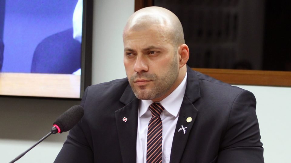 stf retoma julgamento de acoes que questionam indulto dado por bolsonaro a daniel silveira