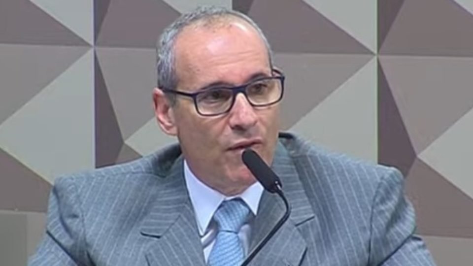 coronel do exercito que aparece em conversas com mauro cid diz que jamais falou em intervencao