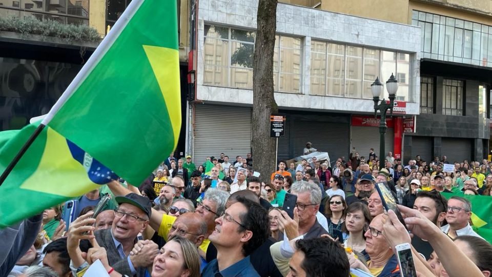 eu vou lutar ate o fim diz dallagnol durante ato contra decisao do tse em curitiba