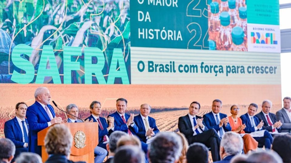 lula minimiza desgaste com o agro e quer apoio do setor na disputa contra o banco central