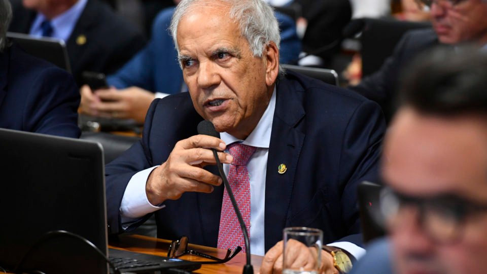 senadores de oposicao planejam propor serie de mudancas no texto da pec da reforma tributaria