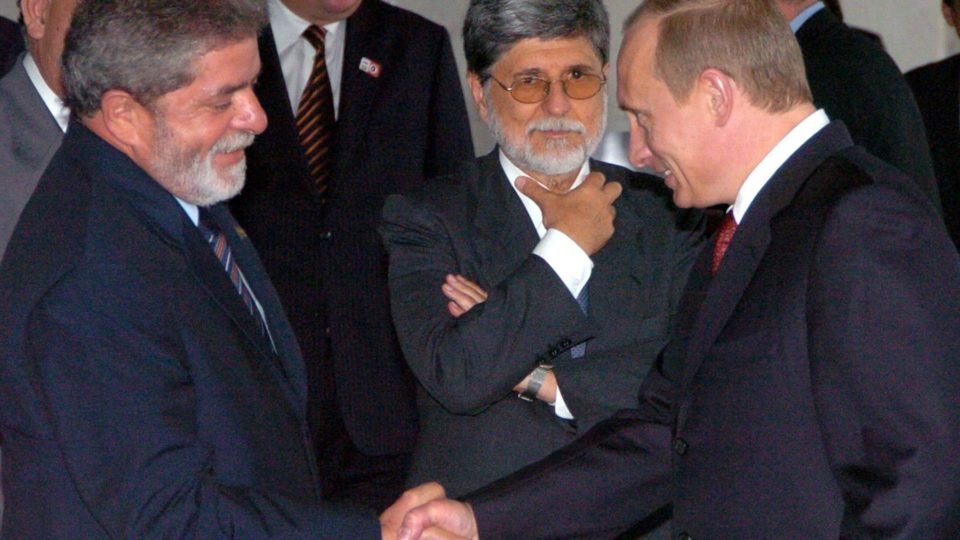 sob lula importacoes de diesel russo disparam ajudam a baixar precos e financiam guerra na ucrania