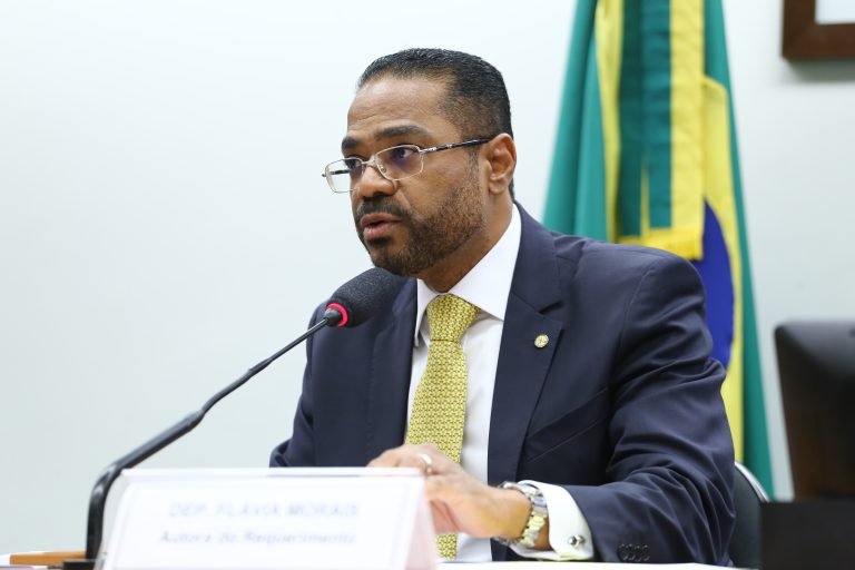 comissao do esporte debate o papel das artes marciais na inclusao social