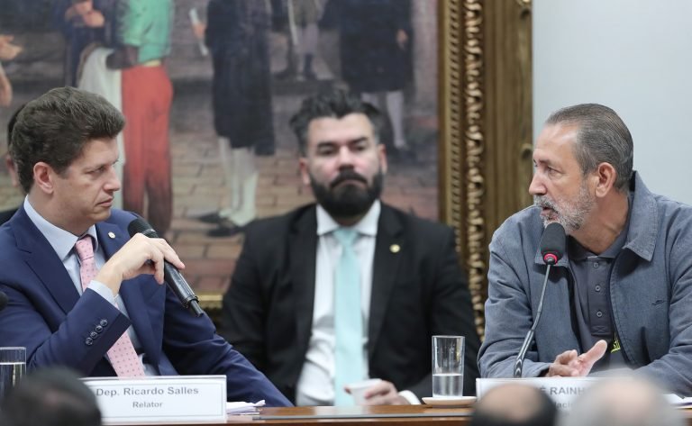 lider sem terra nega apoio de organizacao a politicos em sao paulo