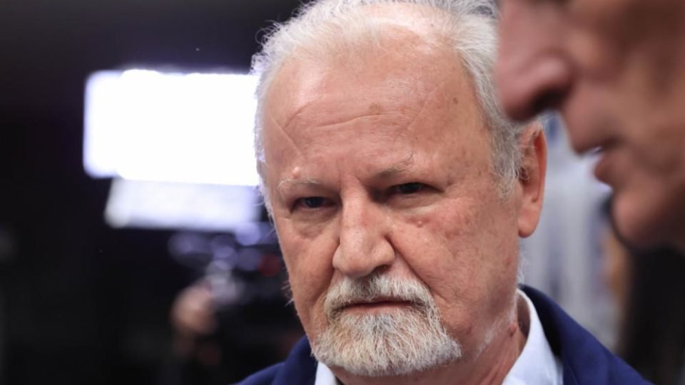 stedile diz que assentados do mst devem denunciar desvios e agressoes salles critica coletividade seletiva