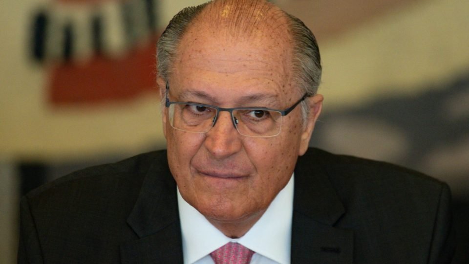 lei que atualiza codigo penal militar e sancionada com vetos por alckmin