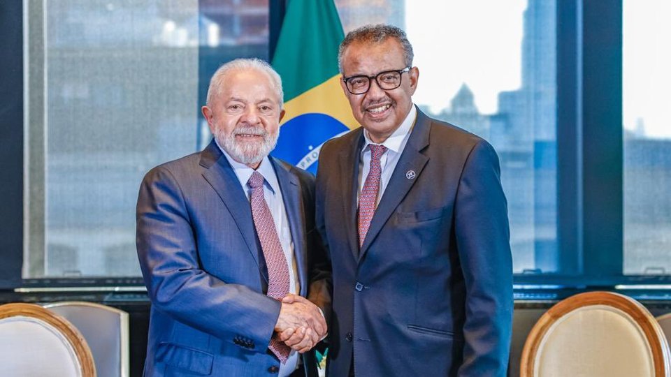 lula fala com diretor geral da oms sobre cooperacao para facilitar acesso a medicamentos