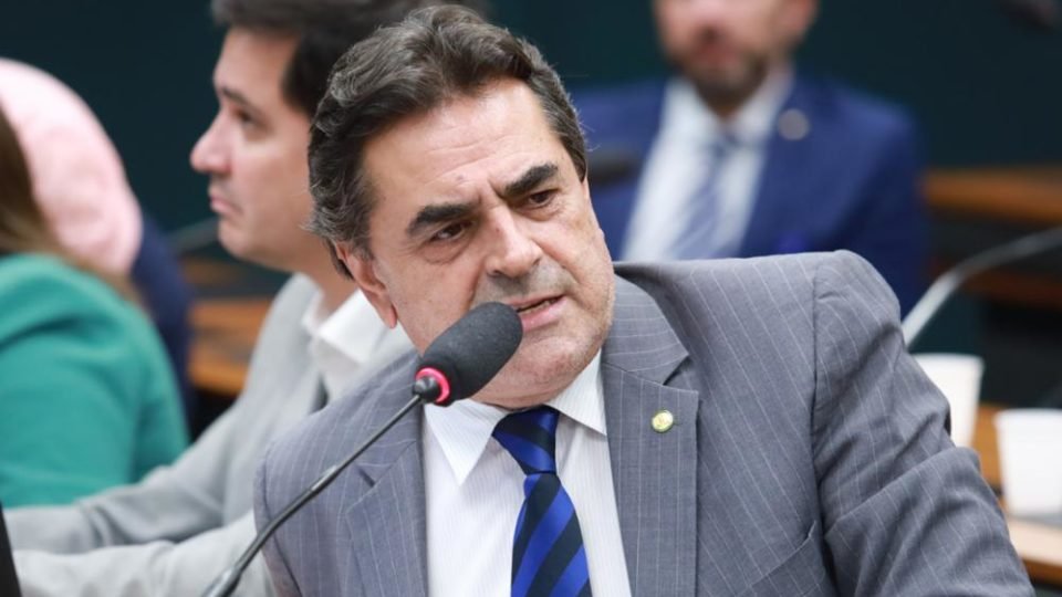 pec contra acoes do stf nao mexe nas prerrogativas da corte e do executivo diz deputado