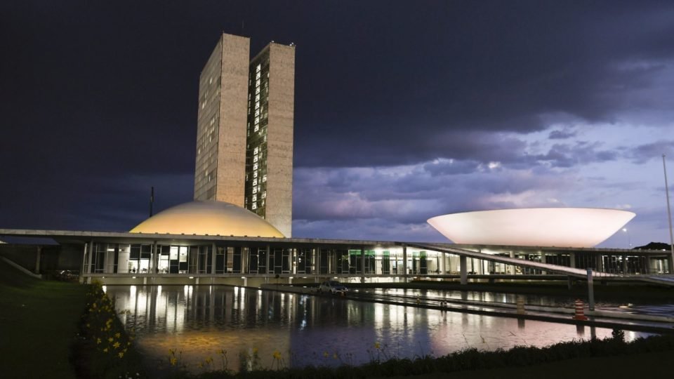 tensao entre sudeste e nordeste na reforma tributaria continua e impasse pode adiar votacao