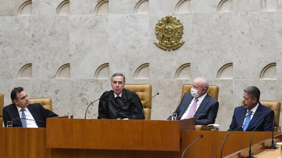 barroso diz que judiciario vive ascensao politica em equilibrio com os outros poderes