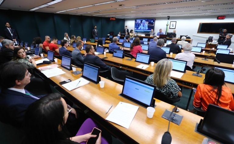 conselho de etica pode votar oito processos por quebra de decoro nesta semana