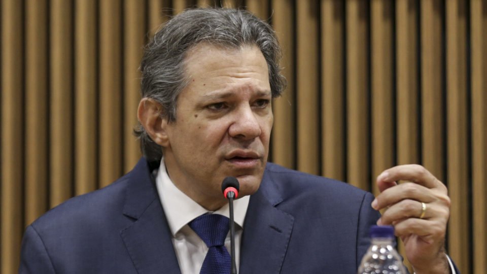 haddad diz que possivel vitoria de milei na argentina preocupa brasil