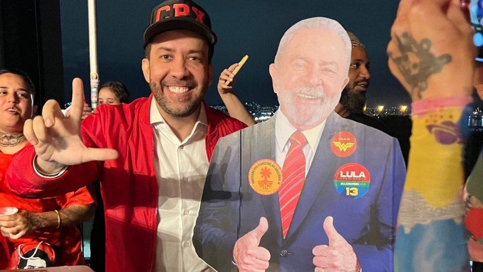 janones confessa que manipulou informacoes e que metodo e eticamente duvidoso