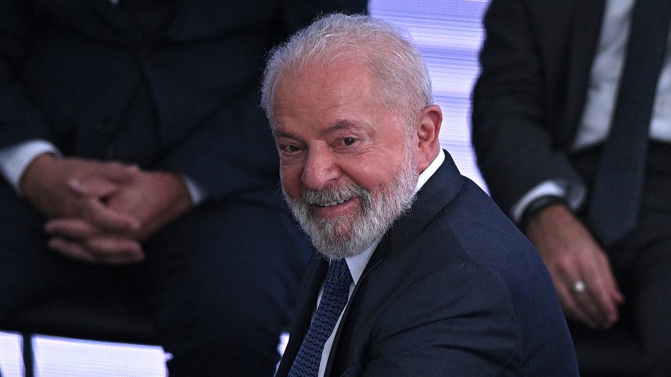 lula caminha para descumprir meta em 2024 mas so tera de frear gastos em 2026
