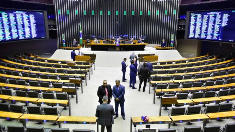 oposicao decide manter movimento de obstrucao no congresso e cobra dialogo com o governo