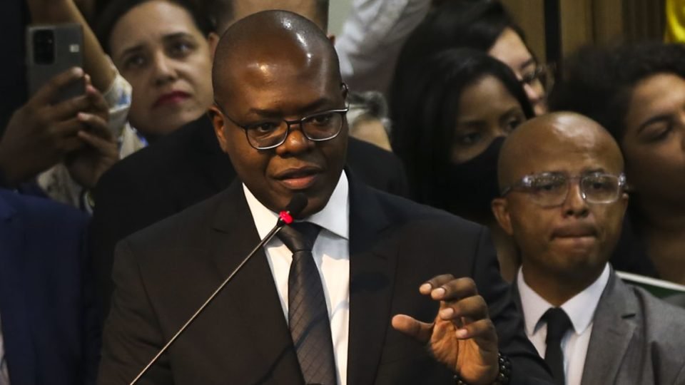 procuradoria da camara aciona pgr contra ministro silvio almeida por abuso de poder