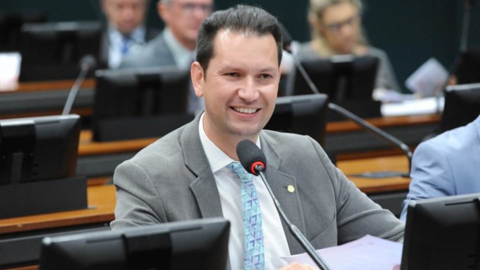 libertarios apostam na vitoria de milei para emergir no brasil