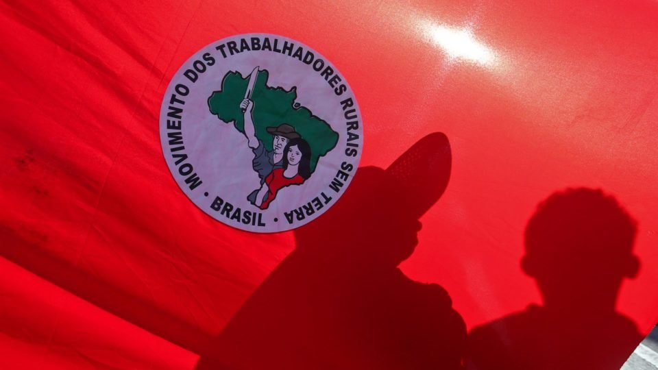 sete integrantes do mst sao denunciados por acao violenta contra policiais