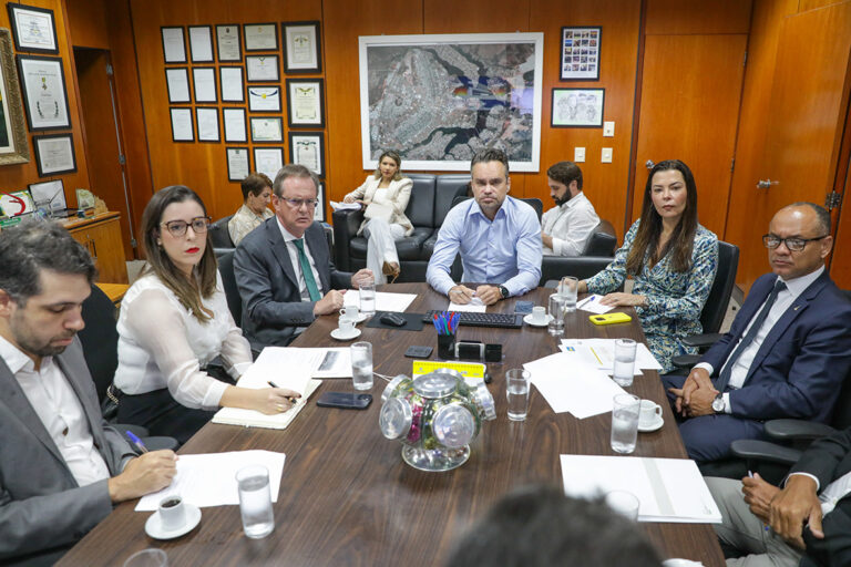 GDF e Ministério Público discutem ações em benefício da população de rua