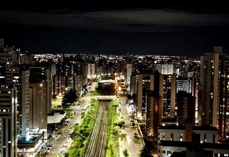 Águas Claras recebe mais 500 luminárias de LED 