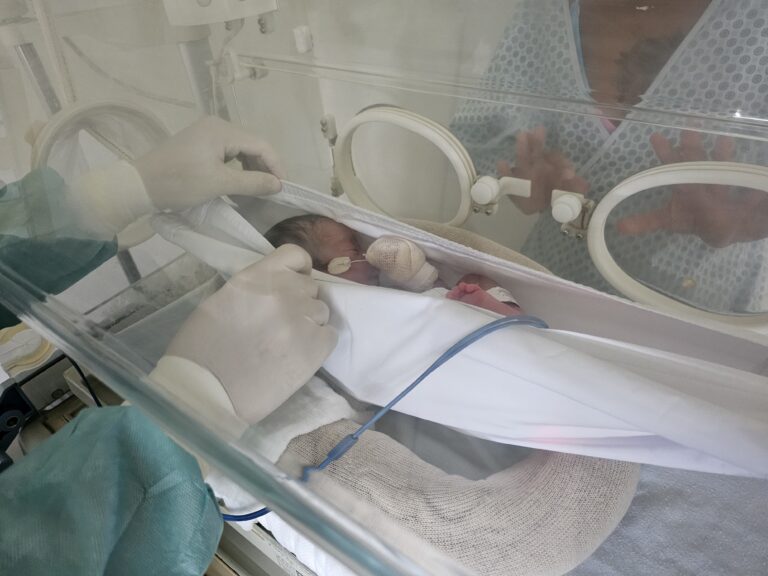 Redinhas são utilizadas na UCIN do HRSM como forma de estimulação de recém-nascidos