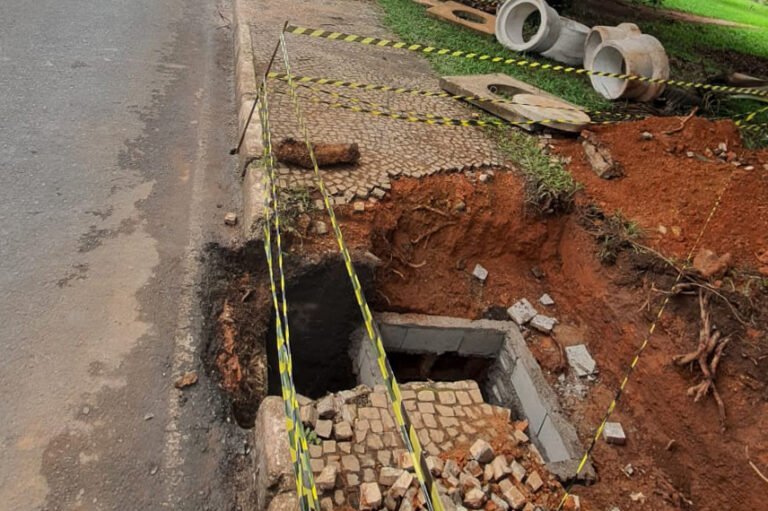 Reconstrução de poços de visita facilita manutenção da drenagem do Guará