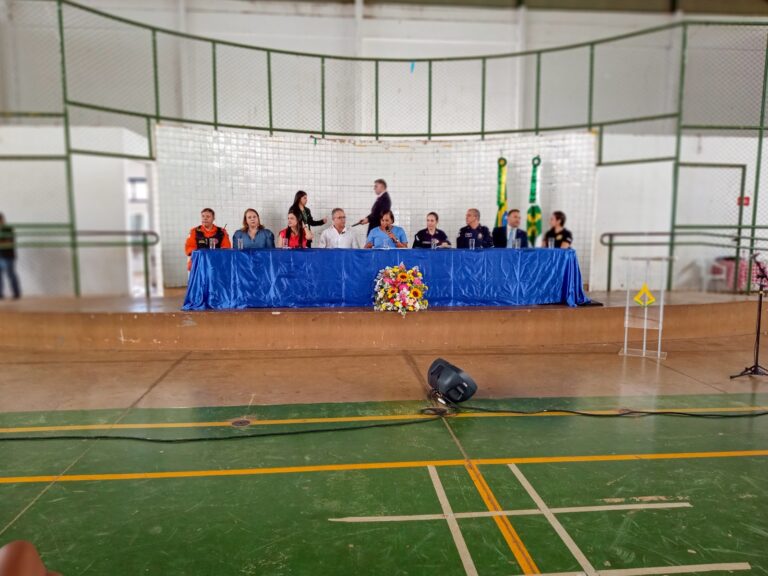 Sessão solene comemora o 20º aniversário da Estrutural