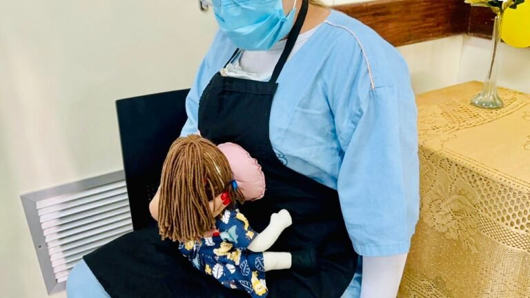 Agosto Dourado no Hospital de Base: Capacitação da Equipe na UTI Pediátrica Fortalece o Aleitamento Materno