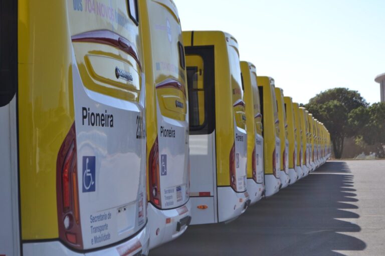 Reforço no transporte público beneficia moradores de São Sebastião