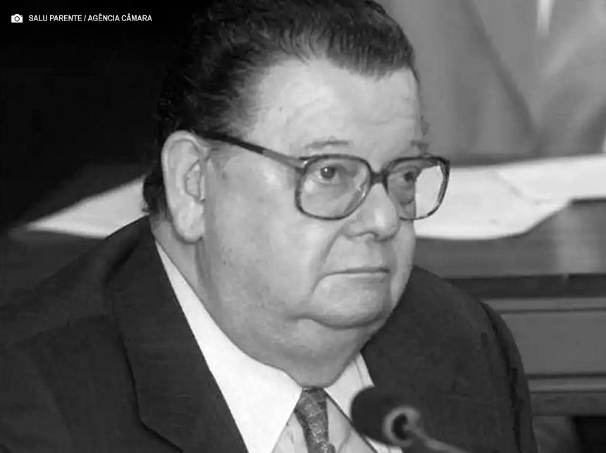 Morre Delfim Netto aos 96 anos