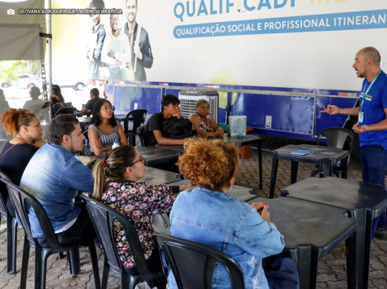 Inscrições para o QualificaDF Móvel vão até o dia 21